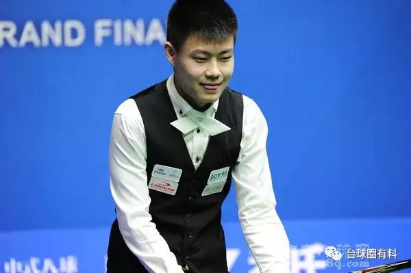 在足球赛中 在足球赛中